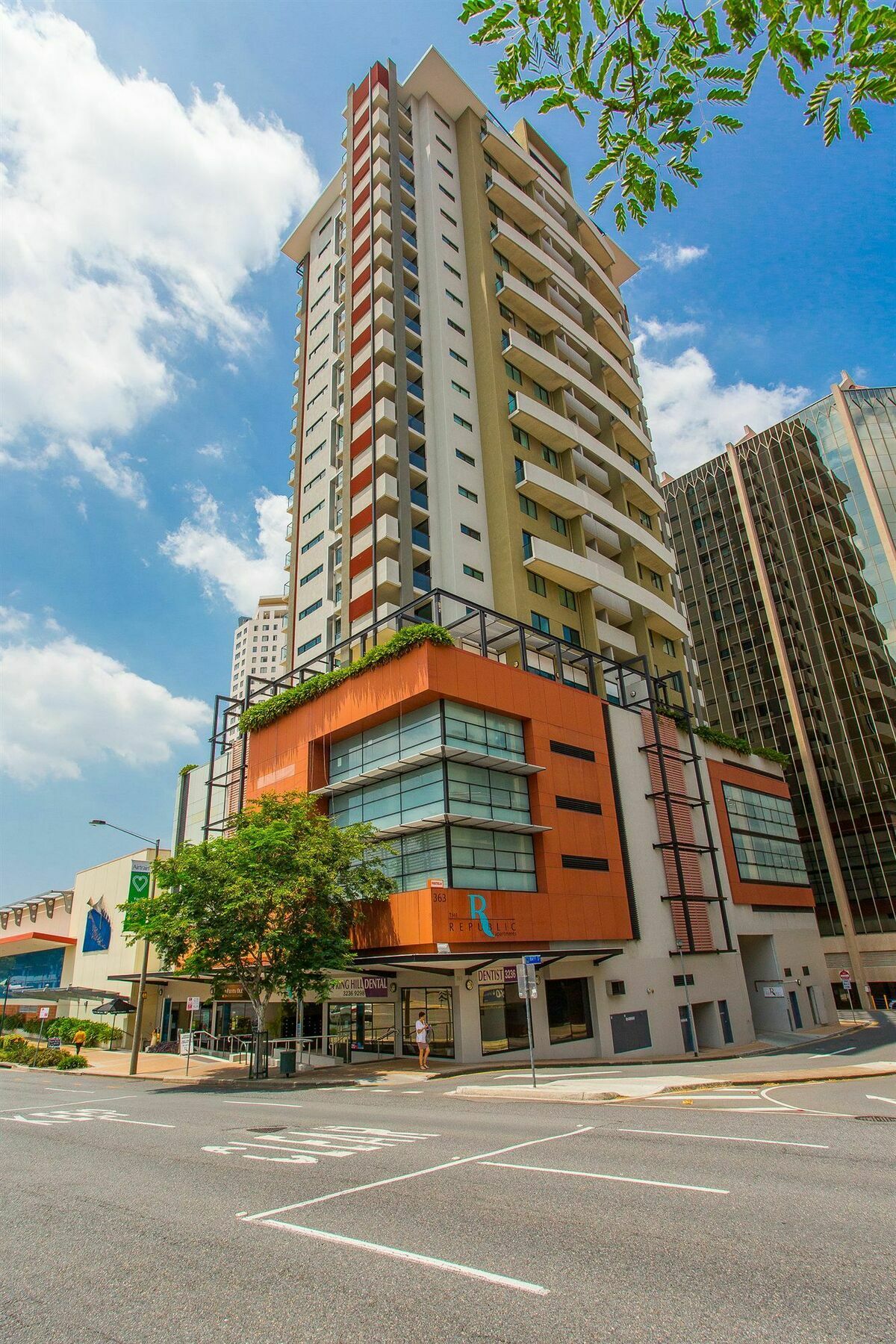 Republic Apartments Brisbane City Exterior photo